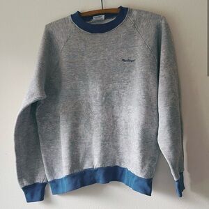 MacGregor vintage sweatshirt, size large- runs small. I would say women’s medium